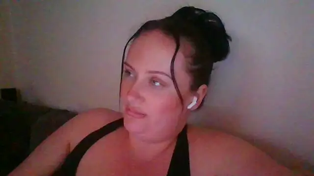 CurvyQueen2023 online show from February 1, 9:24 pm