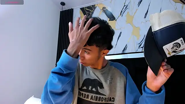 dikey 62 online show from February 6, 8:23 pm