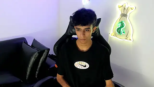 dikey 62 online show from October 2, 11:23 pm