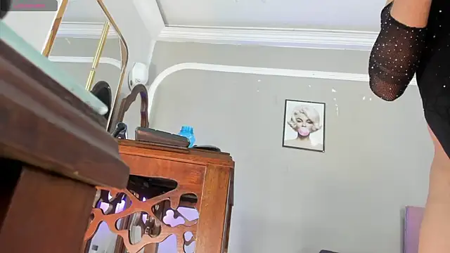 Jimena Grey online show from December 15, 3:33 am