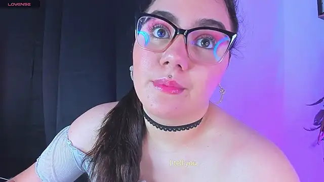 Snapshot of isarhodes_ chatting on January 15, 10:24 pm isarhodes  online show from January 15, 10:24 pm