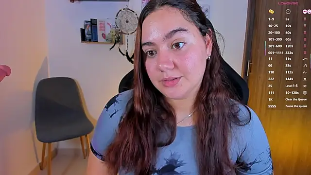 Snapshot of isarhodes_ chatting on October 30, 10:10 pm isarhodes  online show from October 30, 10:10 pm