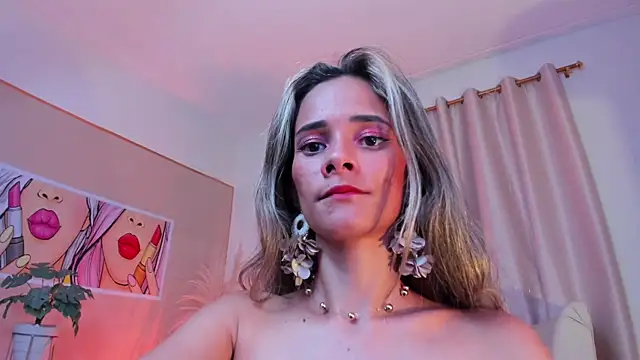 SkiinnyAna online show from February 4, 1:45 am