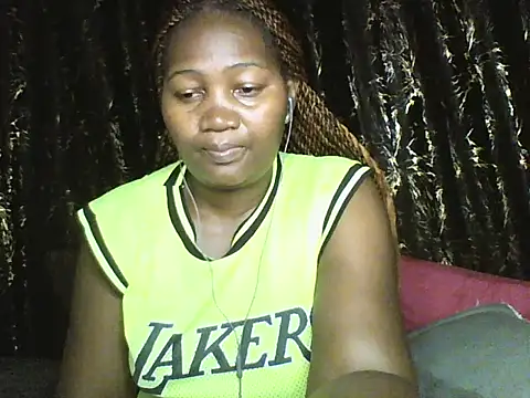 Snapshot of Sexxy_pretty24 chatting on May 7, 8:14 pm Sexxy pretty24 online show from May 7, 8:14 pm