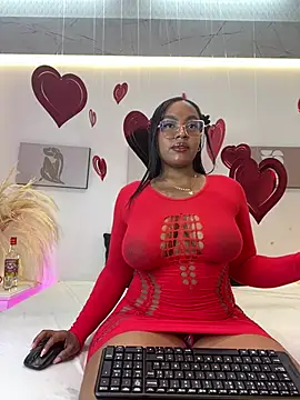 Snapshot of Esmeralda_Duarte chatting on February 15, 3:58 am Esmeralda Duarte online show from February 15, 3:58 am