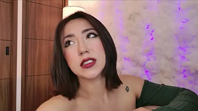 Snapshot of Hot_Couple666 chatting on May 16, 7:01 pm Hot Couple666 online show from May 16, 7:01 pm