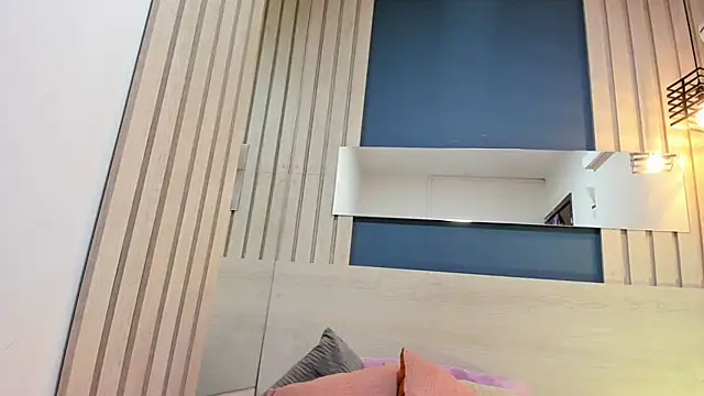 miel gomez online show from October 6, 10:29 pm