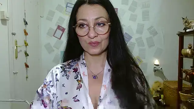 Snapshot of KeisyNeonX chatting on May 7, 7:52 pm KeisyNeonX online show from May 7, 7:52 pm