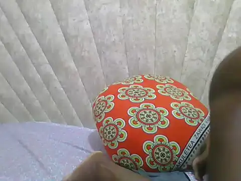 Sexy Villagegal online show from June 16, 2:30 pm