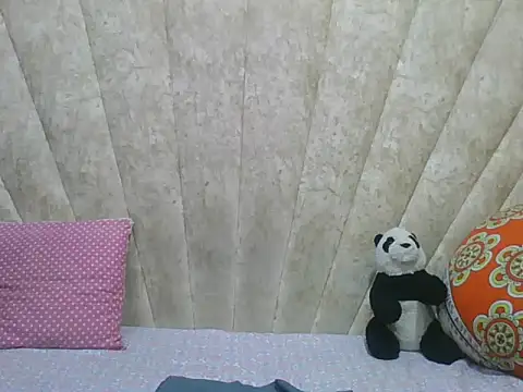 Sexy Villagegal online show from June 25, 8:57 pm