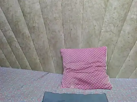 Sexy Villagegal online show from July 28, 5:23 pm
