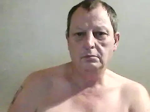 chubbybear2cum online show from December 11, 1:58 am