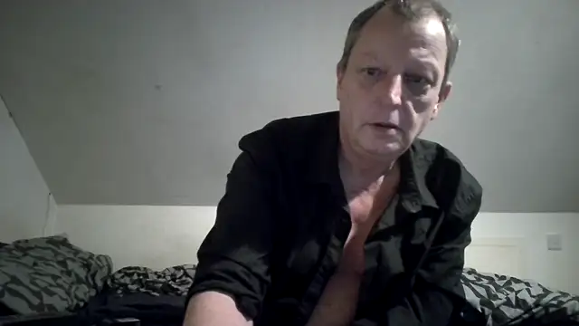 Snapshot of chubbybear2cum chatting on May 15, 12:50 am chubbybear2cum online show from May 15, 12:50 am