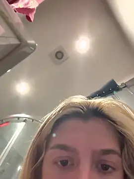 Snapshot of IrishTeenBarbie69 chatting on January 11, 5:07 pm IrishTeenBarbie69 online show from January 11, 5:07 pm