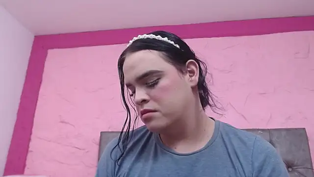 Snapshot of Pearl_Michelts chatting on June 6, 1:16 pm Pearl Michelts online show from June 6, 1:16 pm