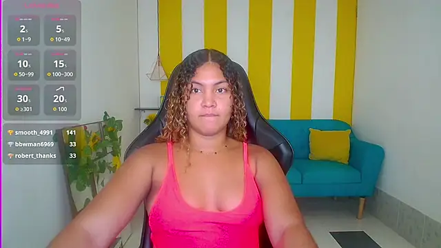 Snapshot of Cristal_War chatting on November 22, 11:26 pm Cristal War online show from November 22, 11:26 pm