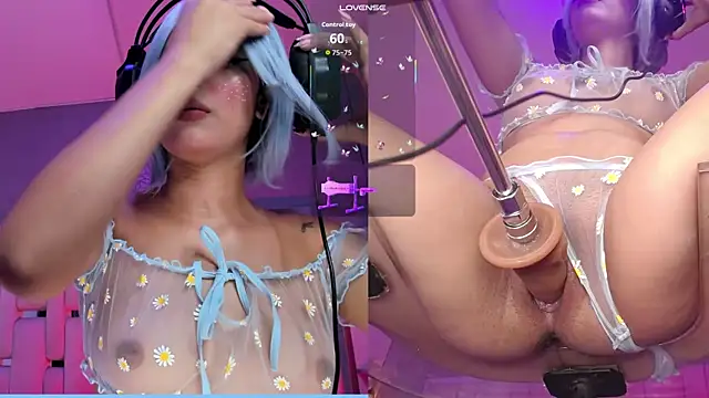 SweetieCloe  online show from July 31, 2:27 pm