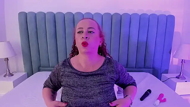 ChannelFox   online show from November 25, 7:47 pm