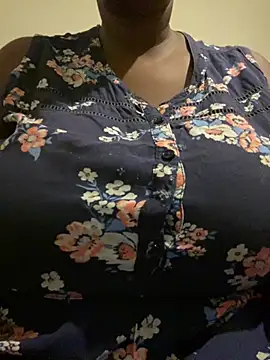 Naughty-sonia2 online show from July 18, 6:12 pm