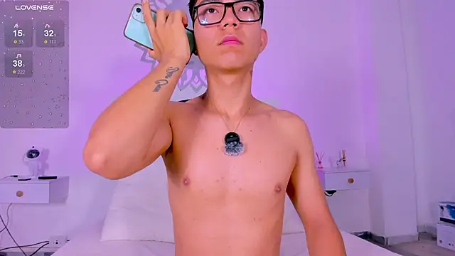 CodyTwink online show from February 15, 10:47 am