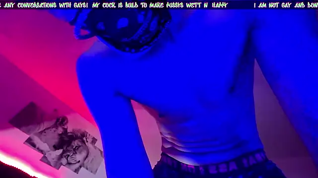 Snapshot of Deutscher_Gro8schwanz_88 chatting on March 22, 11:52 pm Deutscher Gro8schwanz 88 online show from March 22, 11:52 pm