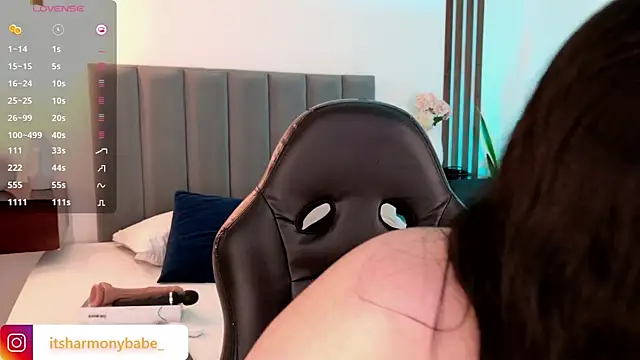 Harmonybabe  online show from June 11, 2:53 am