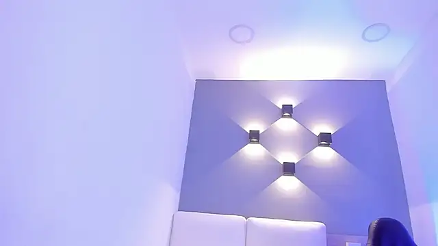 Snapshot of aisha_h_ chatting on December 26, 8:32 pm aisha h online show from December 26, 8:32 pm