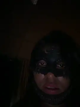 Snapshot of Cinderella-98 chatting on January 6, 10:35 am Cinderella-98 online show from January 6, 10:35 am