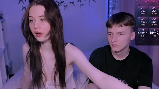 CoddleWeeper  online show from February 24, 2:04 pm