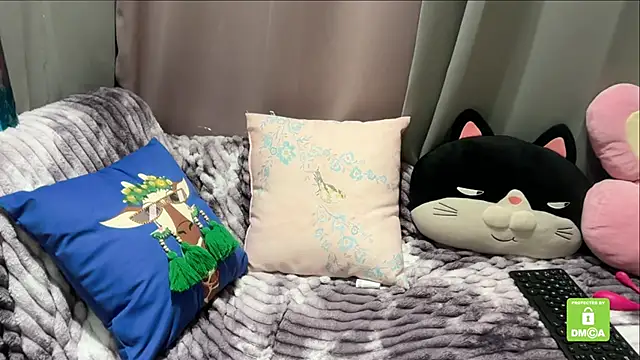 Unique-Beauty online show from November 8, 5:45 pm