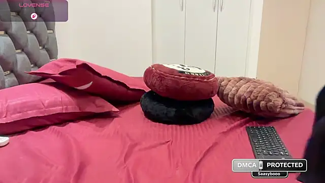 Unique-Beauty online show from May 2, 4:56 pm