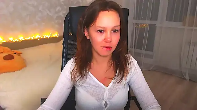  AnMiss  online show from December 16, 6:02 pm