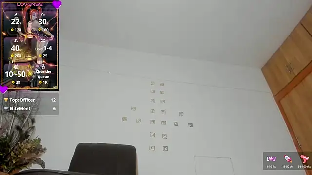 violetmontan online show from November 4, 3:00 pm