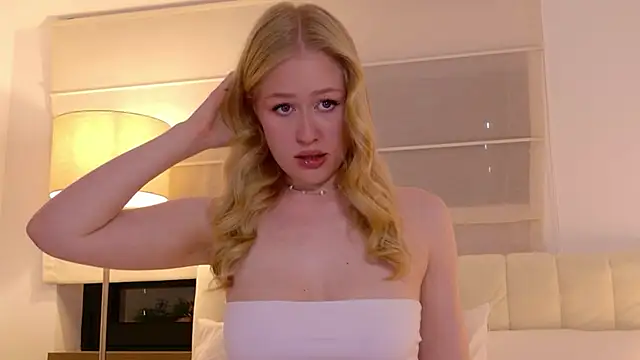 Snapshot of JuliaJaee chatting on July 20, 5:37 pm JuliaJaee online show from July 20, 5:37 pm