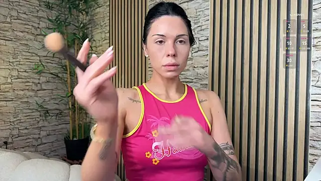 Snapshot of NattyFierros chatting on December 17, 5:08 pm NattyFierros online show from December 17, 5:08 pm