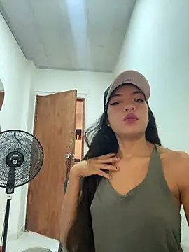 Snapshot of Boypolla11 chatting on July 29, 1:20 pm Boypolla11 online show from July 29, 1:20 pm