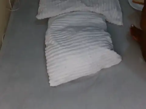 lella-0 online show from July 8, 7:57 am