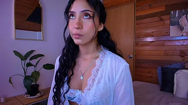 Snapshot of amber_curly chatting on May 28, 8:17 pm amber curly online show from May 28, 8:17 pm
