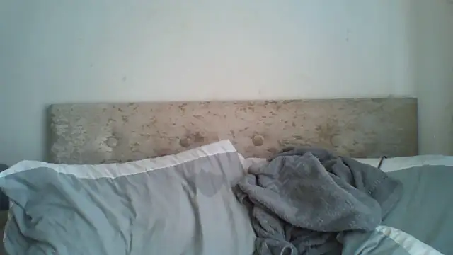 Snapshot of EvieRoseex chatting on April 27, 2:59 pm EvieRoseex online show from April 27, 2:59 pm