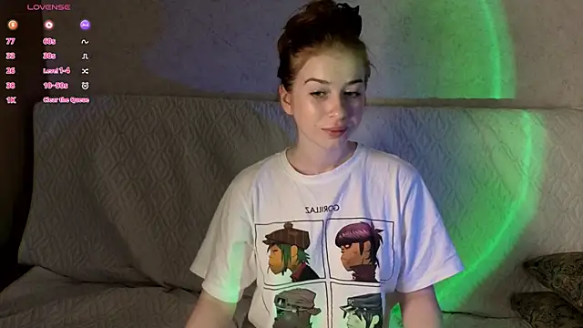 Snapshot of KatalinaAmore chatting on June 7, 5:49 pm KatalinaAmore online show from June 7, 5:49 pm