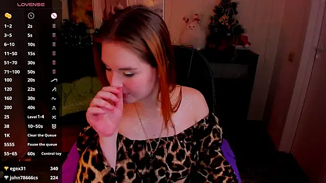 BellaTorne  online show from January 3, 6:03 pm