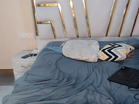 Ninna bellah online show from December 24, 7:00 pm