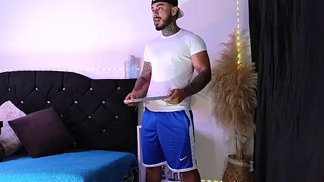 john cartter1 online show from February 14, 12:13 pm