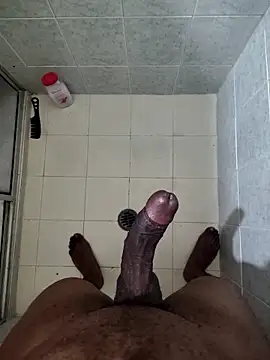 Snapshot of Negrotnt11 chatting on October 13, 11:54 am Negrotnt11 online show from October 13, 11:54 am