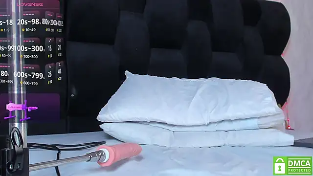 Eris Rose online show from March 6, 11:20 pm