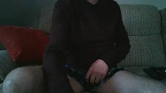 Snapshot of mr_english50 chatting on May 14, 5:03 am mr english50 online show from May 14, 5:03 am