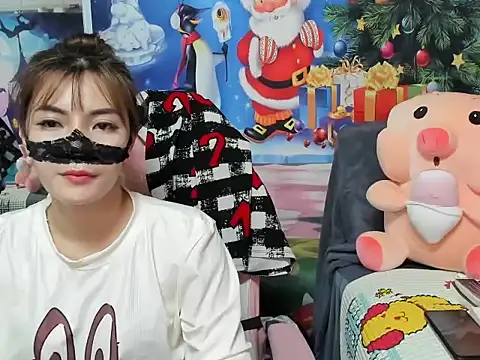 Sugar lipsz online show from December 18, 5:10 pm