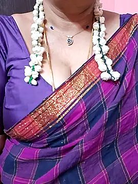 ananya956 online show from May 7, 10:37 pm