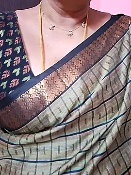 ananya956 online show from July 5, 9:27 am