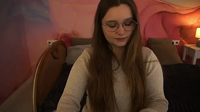 MagicPeachh  online show from November 9, 1:53 pm